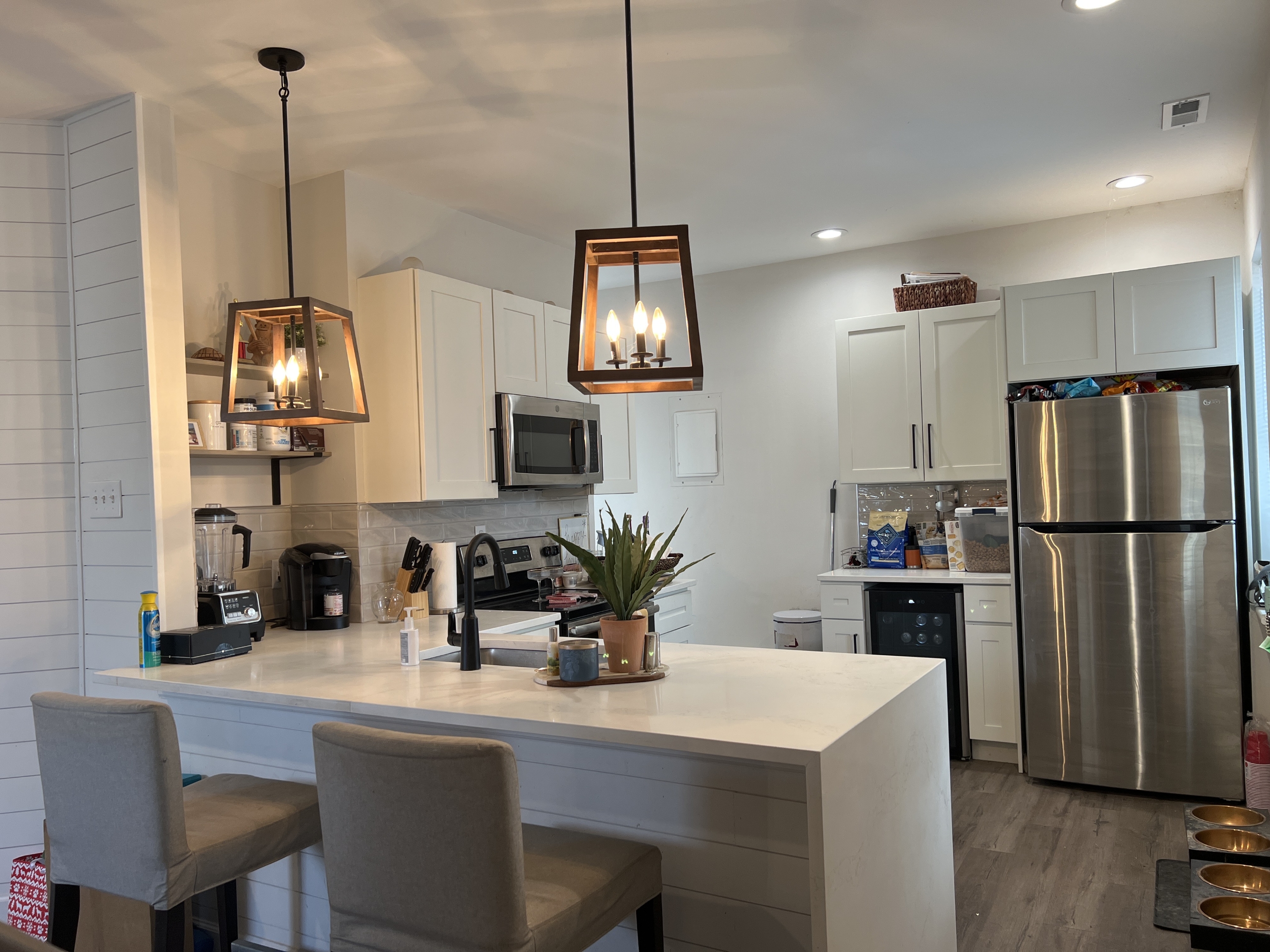 2216-18 S. 9th